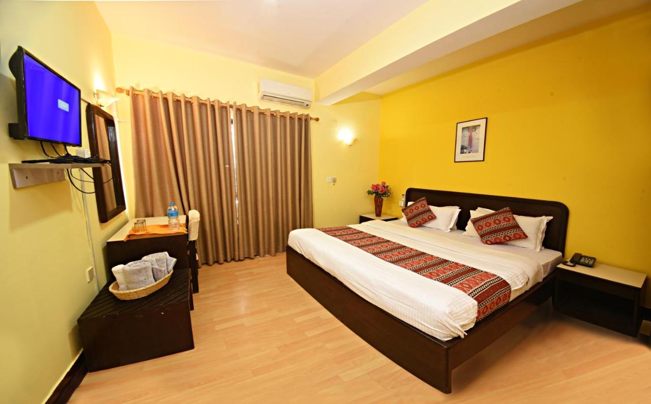 Sacred Boutique Hotel Катманду Экстерьер фото